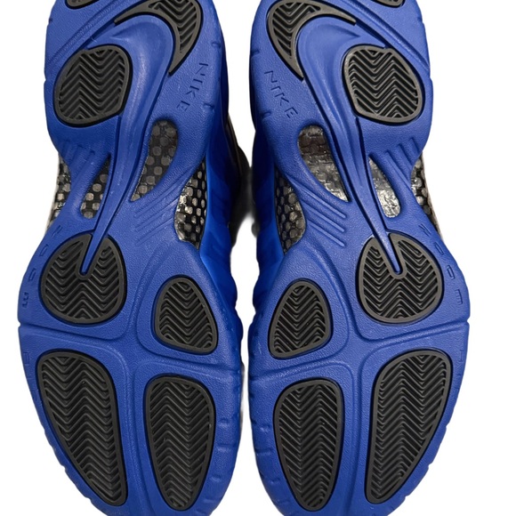 Nike Men's Black and Blue Foamposite Athletic Shoes (Hyper Cobalt) - Picture 6 of 6